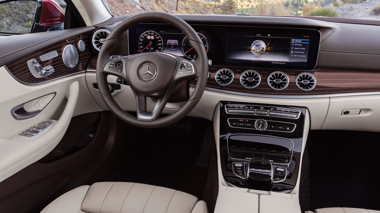 Новият Mercedes E-Class Coupe се появи официално(Видео)